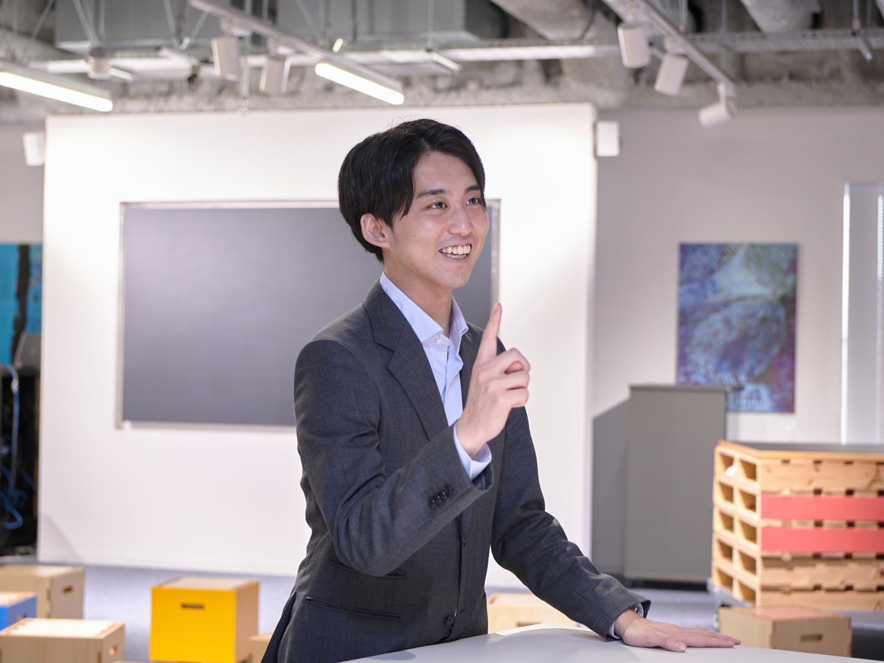 『ながらかいご』は介護士が利用者と向き合う時間を確保するためのアプリである。
