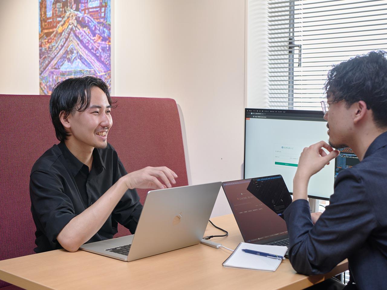 現在はフル機能版をリリースするため開発を急ぐとともに、介護の全事業形態、全業務をカバーした「決定版介護ソフト」の開発準備も進める。