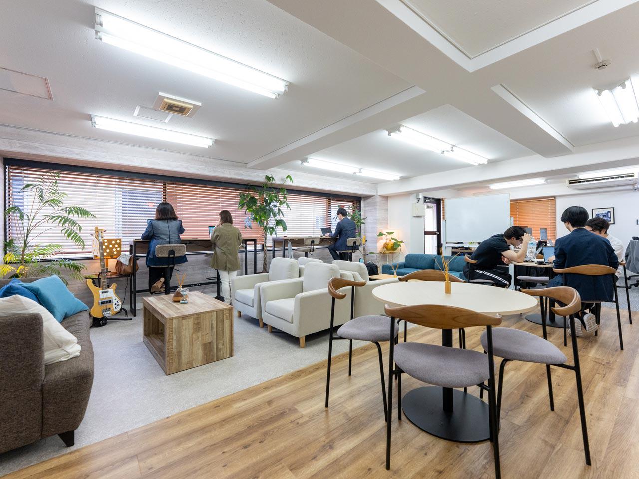 「日本国内にデジタル音声市場を形成する」とのMISSION、「デジタル音声広告の発展を通じて音声市場を拡大する」とのVISIONを掲げ、国内の当該市場をリードする。