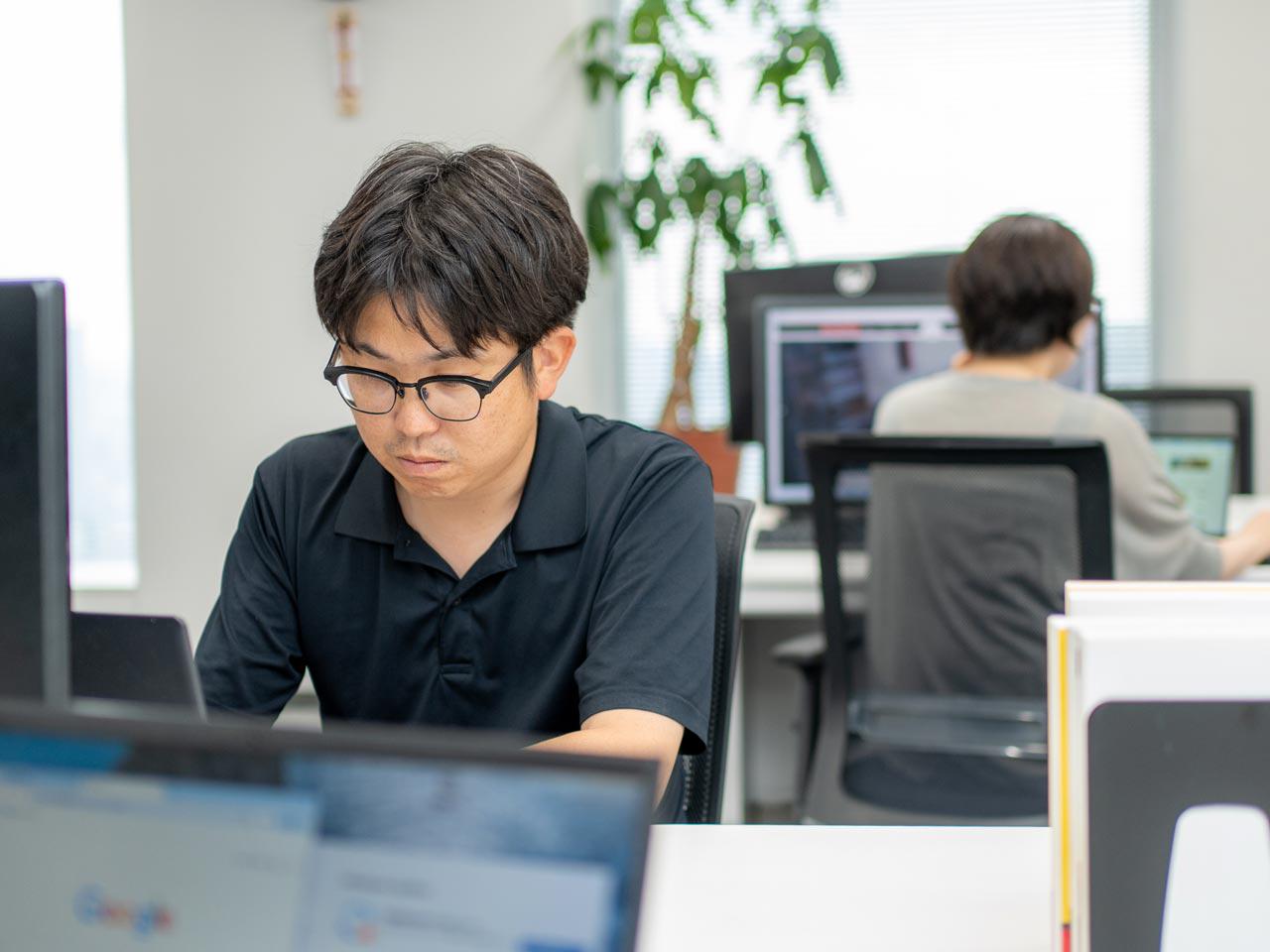 手書きサイン認証製品の独自開発や教育事業にも取り組む。