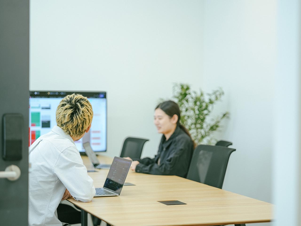 豊富なキャリアを持ったアートディレクターが多数在籍する同社。ブランディングからデザインまでトータルに携わり、Webサイト制作やUI/UXデザインなどを中心に展開している。