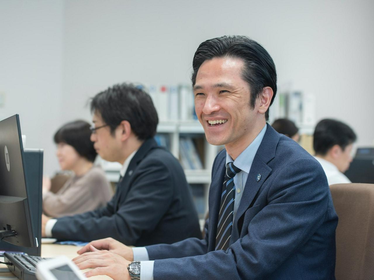 株式会社ビズアップ総研 求人画像1