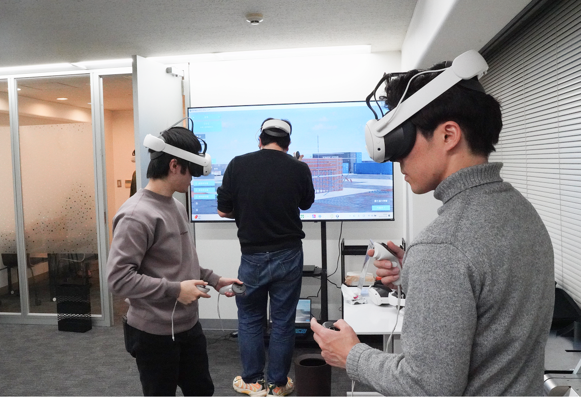 年末恒例の社内コンテンツ体験会（TCDmini）。真剣に遊びつつ、ランキング争いも！みんなの投票でNo.1が決まります！