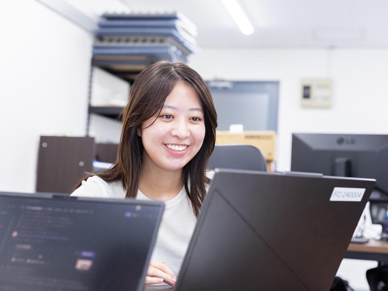 特筆すべきは「5年で上場企業の経営企画に転職できるスキルセットと実務経験を授ける」ことを目指す人材育成だ。実際に、既に経験を積んで転職を果たした元社員もいる。