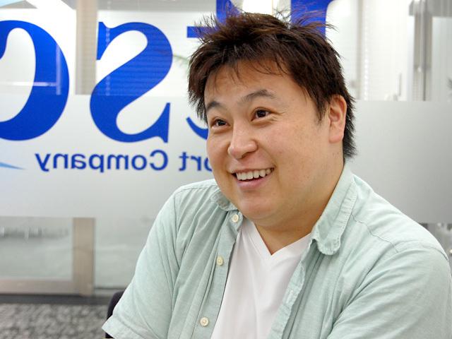 創業者の細淵一正代表。
小学生の頃から独学でプログラミングを学び、広告代理店の社内SEや家庭用ゲームのグラフィッカーなどを経験。1998年からフリーランスの立場でホームページ制作やシステム開発、サイト運営などを手がけ始めました。