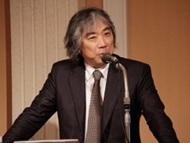 米国医療経済学者 経済学博士
会長　アキ・よしかわ 氏