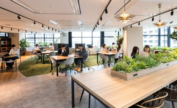 募集している求人：【インサイドセールス】＜自社サービス拡大に貢献・年間休日124日＞【S-139】