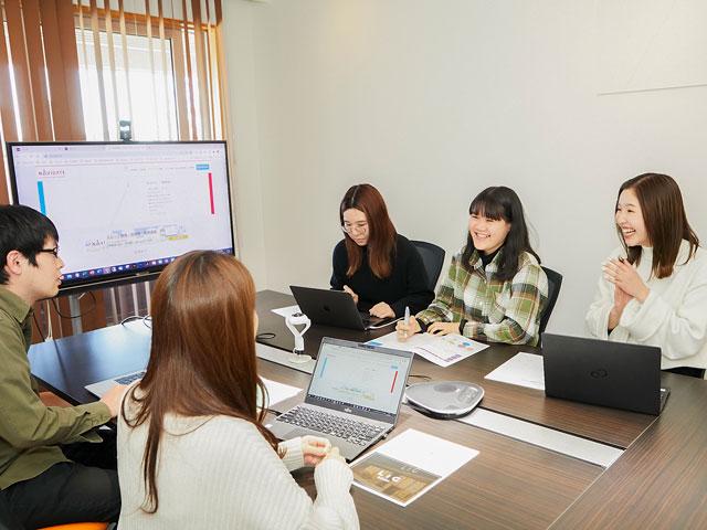 株式会社 ナビゲート 営業企画スタッフ It Web業界の求人 中途採用情報に強い転職サイトgreen グリーン