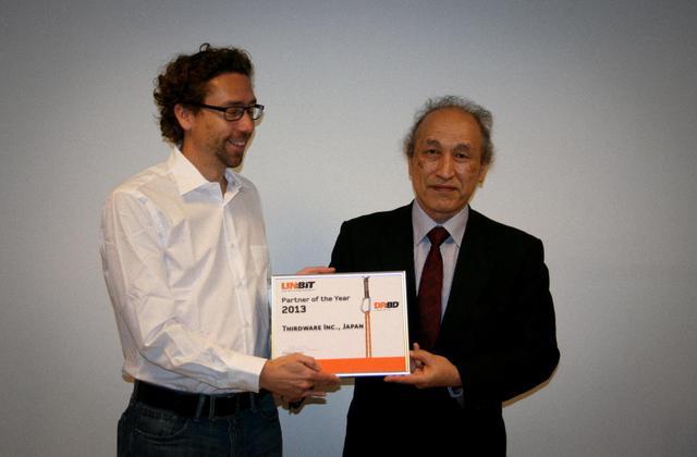 LINBIT社から「Partner of the Year 2013」を受賞しました。