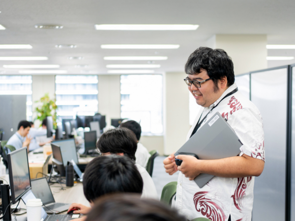 募集している求人：労務◆IPO準備中/AIやRPAを駆使するハイパーオートメーションのプロ集団/年休125日