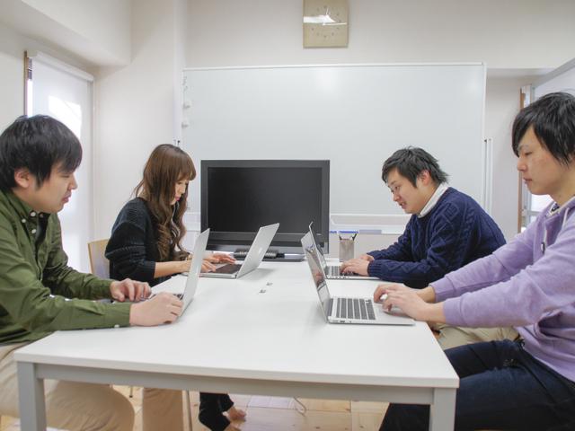 最大の魅力は、自分の手で会社を大きくしていけること。
単に言われたことをするだけではなく、仕事を取るところからリリースまでの一連のプロセスを動かしたい、会社の運営に直接関わりたいという意欲ある人材の参加を待っています！