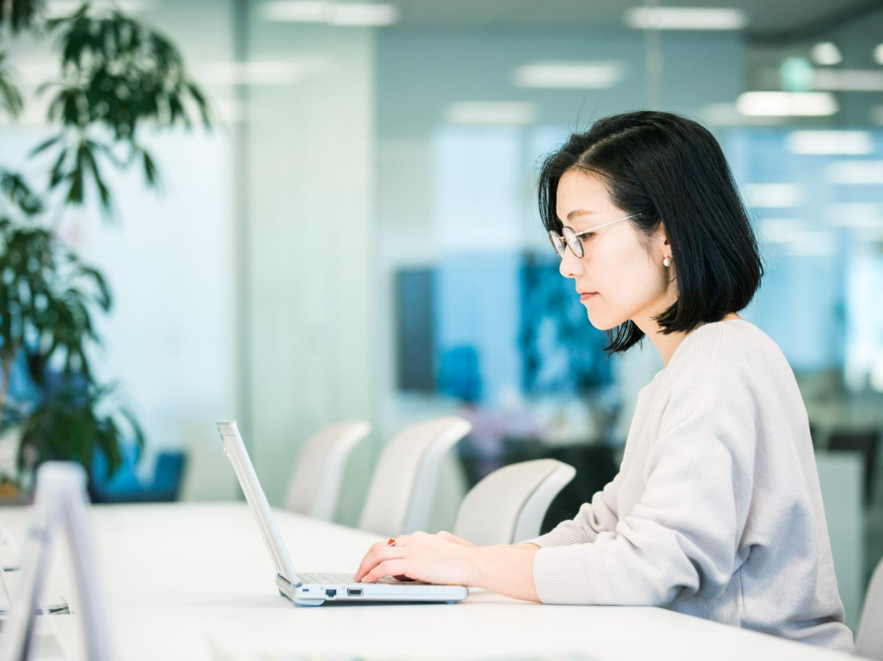 株式会社ジンズ 求人画像1