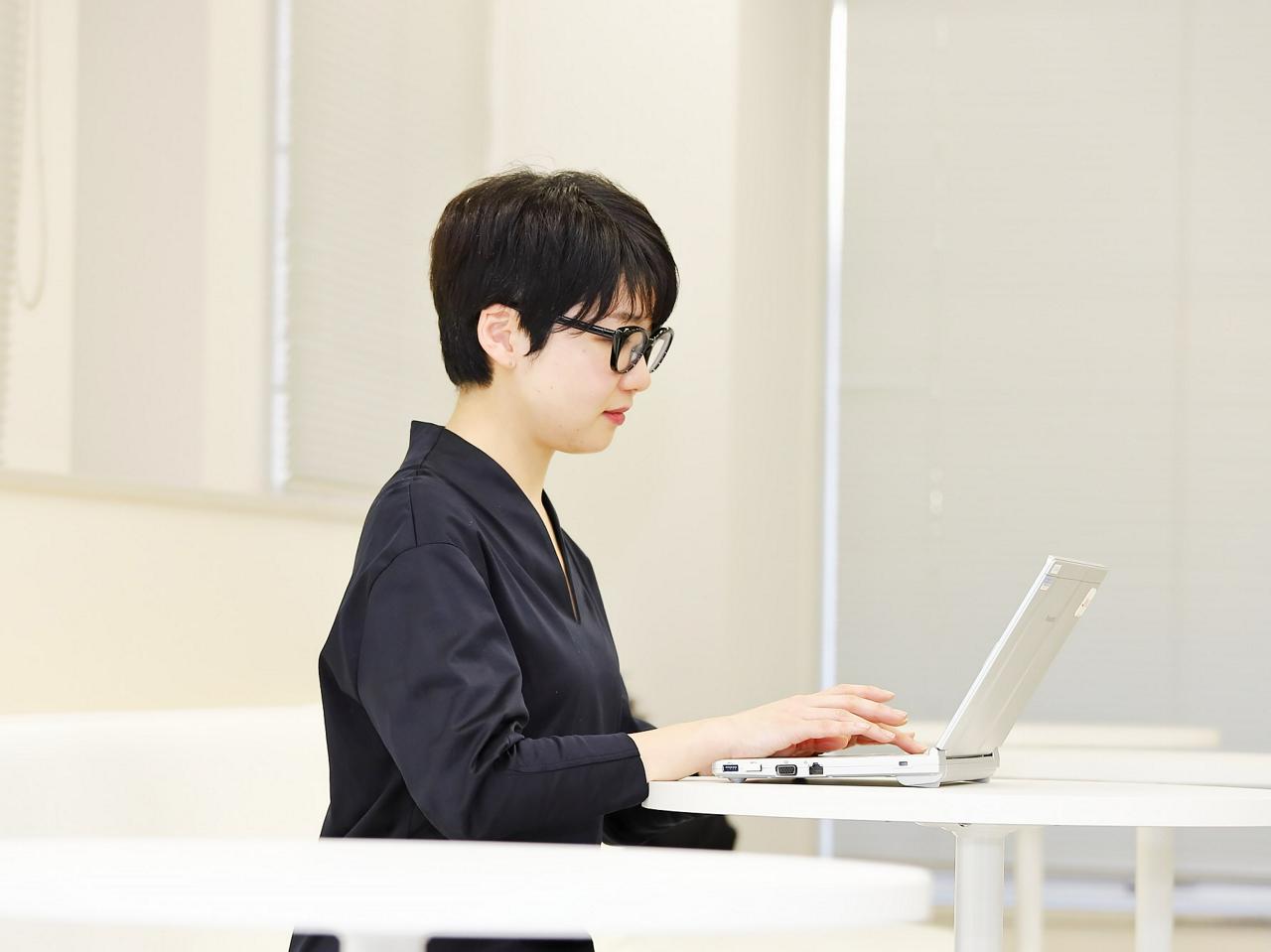 株式会社ジンズ 求人画像1