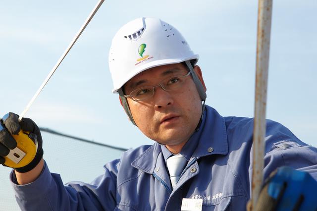 【品質管理】
公的基準を上回る１１３項目の社内検査を、専任の担当者が行います。
完成までに1棟につき7回のチェックを実施。現場監督との二重チェック体制をとっていますので、品質管理も一切の妥協はありません。 