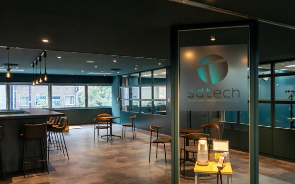 募集している求人：【出張有・営業担当】役員直下で新しい市場を切り拓く！