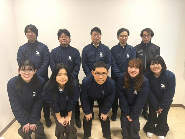 募集している求人：各種ECモール（Amazon、Yahoo!ショッピング、楽天市場、au PAY）および自社サイトでの受発注、お客様問い合わせ対応、商品登録等の業務