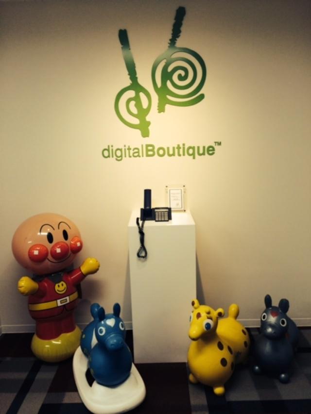 遊び心あふれるエントランス