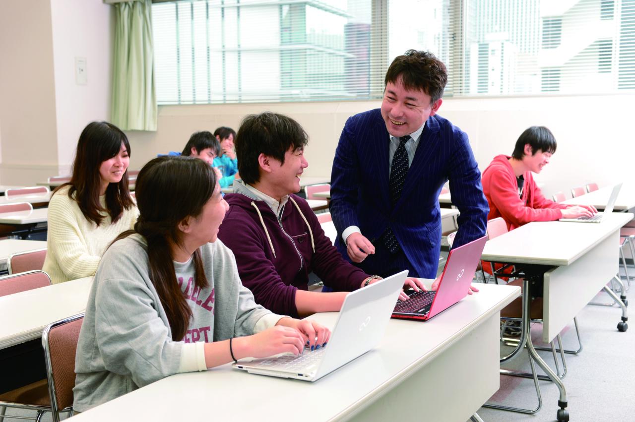 学校法人河合塾学園 求人画像1