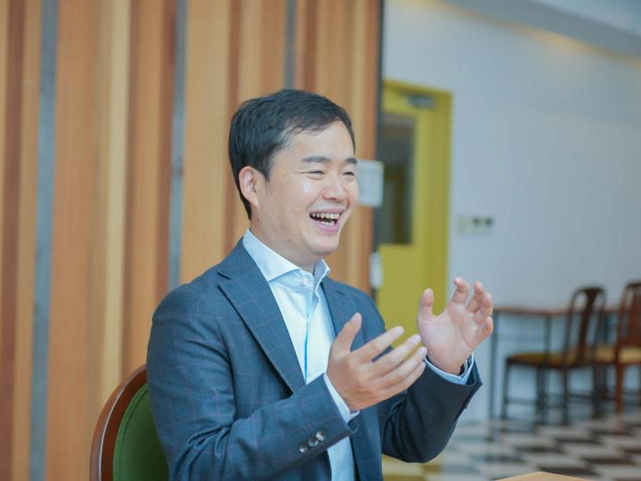 社会保険労務士法人AdjustHRのインタビュー写真