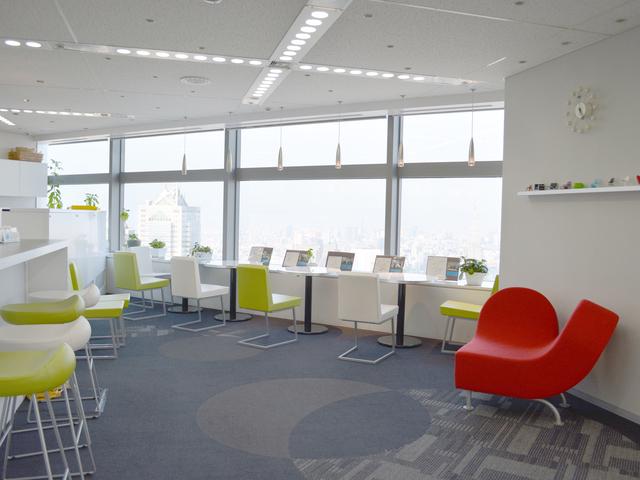 従業専用のラウンジは、MTGやイベントスペースとして憩いの場となっています。