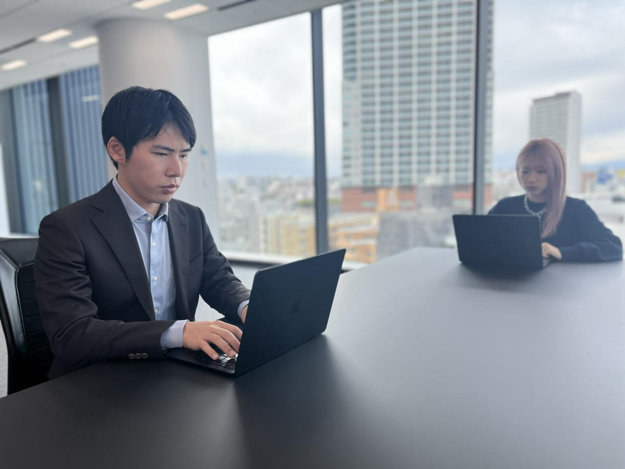 株式会社ブルード 求人画像1