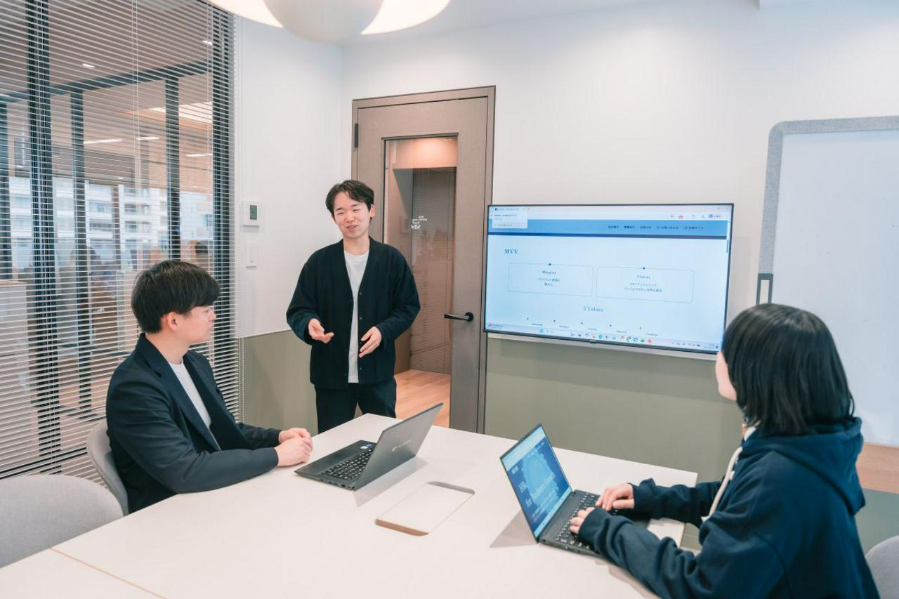 株式会社リライアス 求人画像1