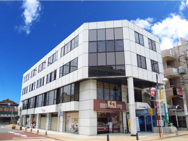 オフィスは本ビル最上階