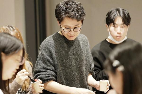 募集している求人：【ふるさと納税】開発ディレクター（シニア）