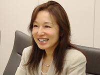 ヒューマンリソースステーション<br />HR改革リーダー　　曽我野 麻理 氏