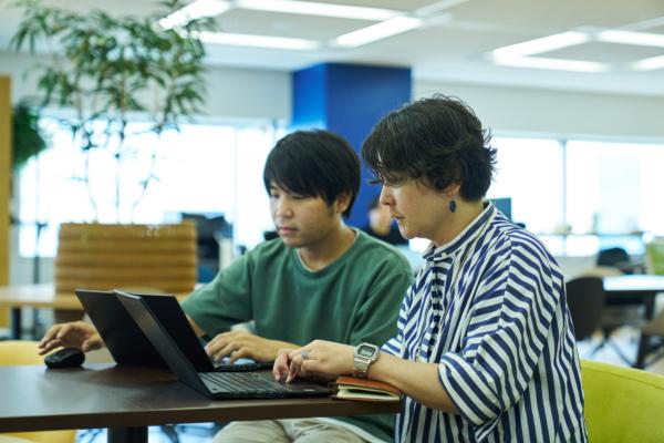 募集している求人：立体自動倉庫の制御エンジニア（電気制御設計）