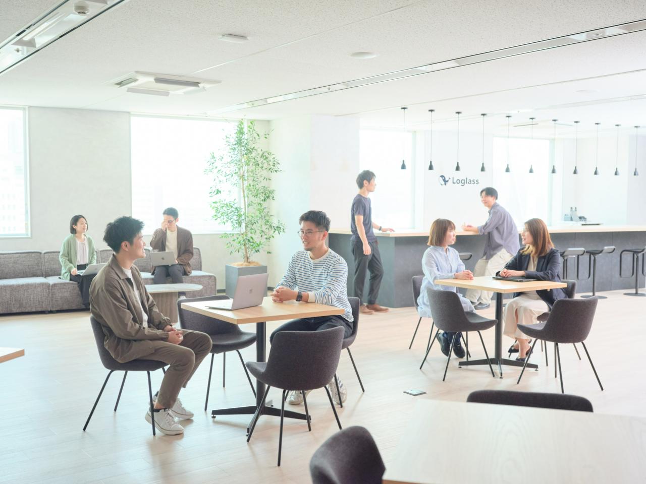 株式会社ログラス 求人画像1