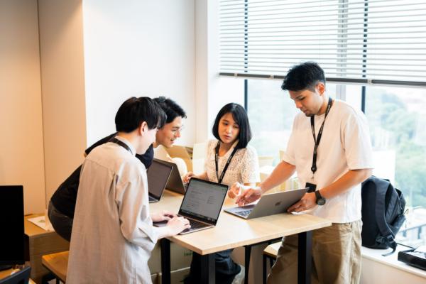 募集している求人：LLMOコンサルタント / デジタルマーケター